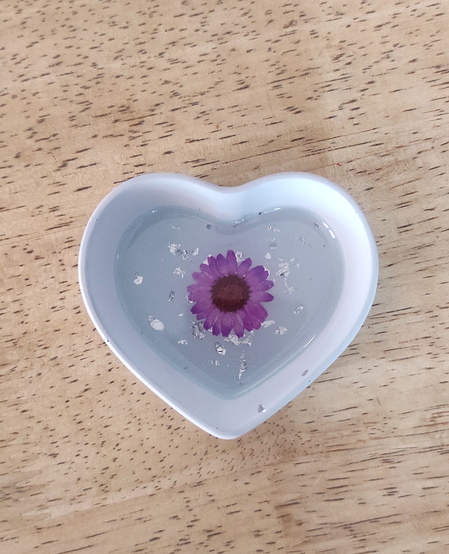 svuotacuore, svuotatasche, cuore, fiore, primavera, resina, arredamento, casa, home, bomboniera