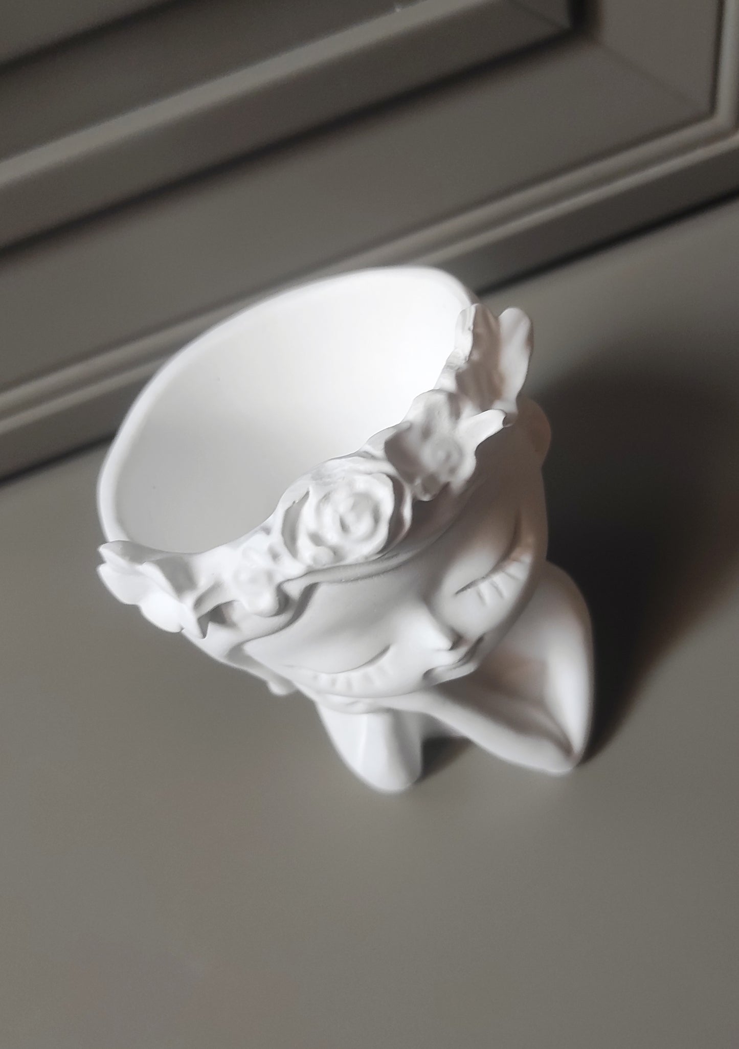 vaso, vaso decorativo, volto, bambina, riposo, calma, bomboniera, battesimo, comunione, cresima, matrimonio, utile, arredamento, arredo