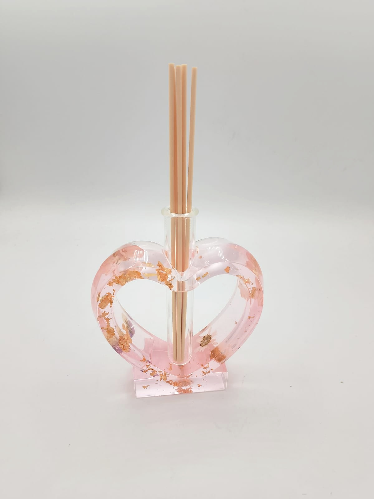porta diffusore, diffusore, vaso, cuore, relax, fragranze, bastoncini, resina epossidica, regalo, bomboniere, bomboniera, fiori secchi