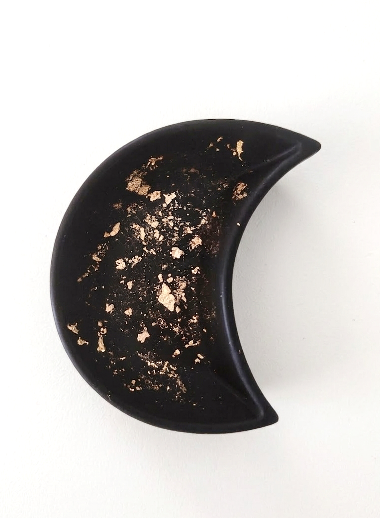 svuotatasche, luna, nera, resina ecologica, gold, foglie oro, stelle, bomboniera, battesimo, comunione, cresima, matrimonio, regalo, edizione limitata