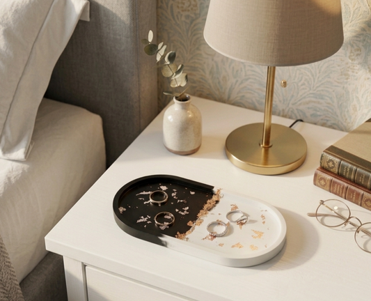 svuotatasche, resina, resina ecologica, arredo, casa, portagioielli, resina, regalo, black, white, giorno, notte