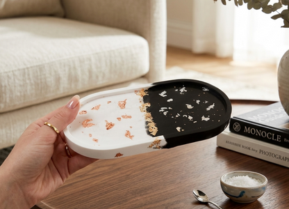 svuotatasche, resina, resina ecologica, arredo, casa, portagioielli, resina, regalo, black, white, giorno, notte