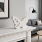 Decorazione a forma di farfalla bianca con intagli di piccole farfalle, possibilità di aggiungere luci led dietro, ideale per arredamento casa o cameretta